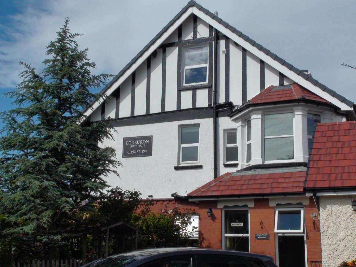 Bodeuron Guest House Llandudno Bagian luar foto